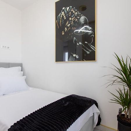 Apartments Taratta 1 Трогир Екстериор снимка