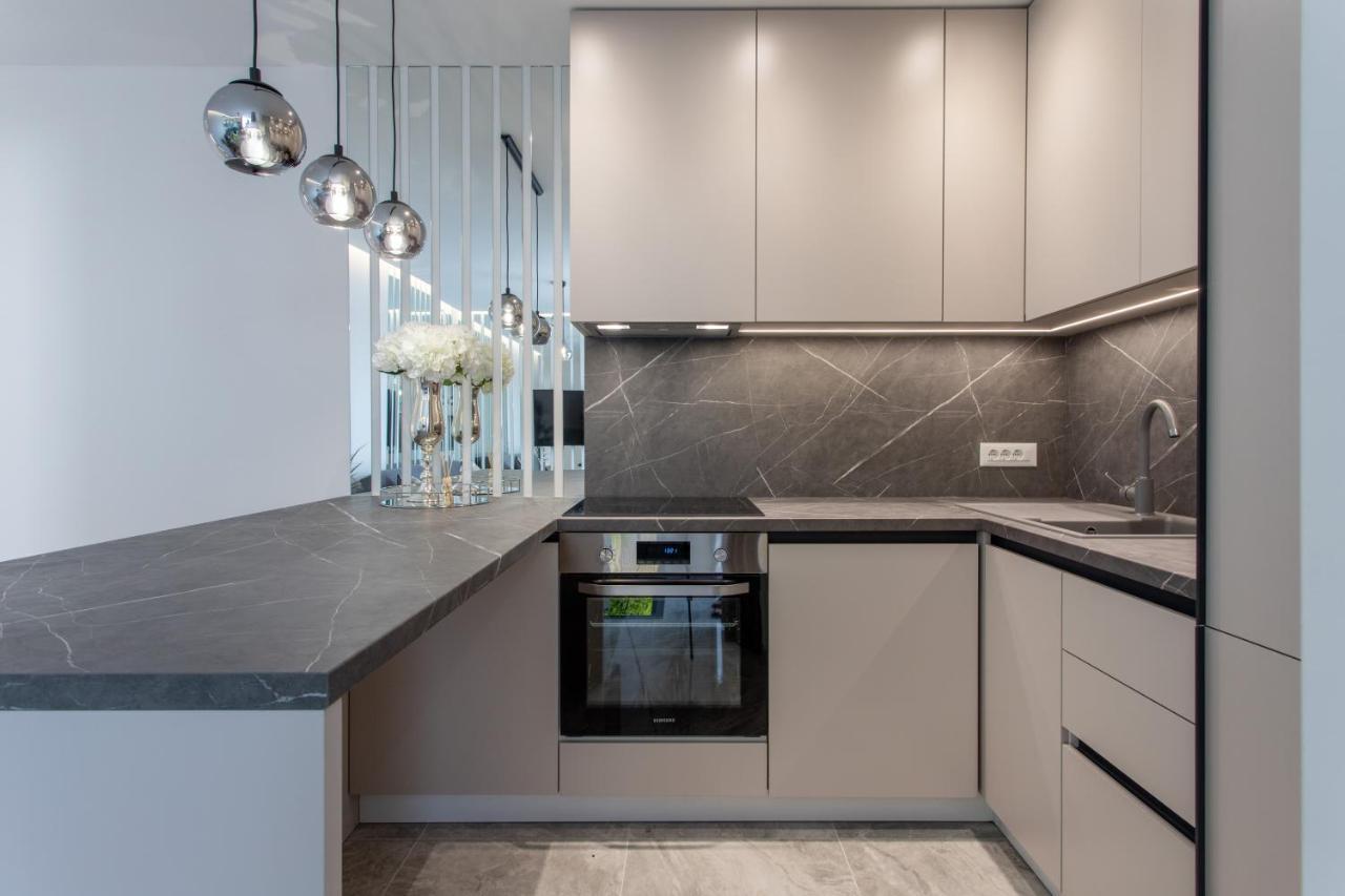 Apartments Taratta 1 Трогир Екстериор снимка