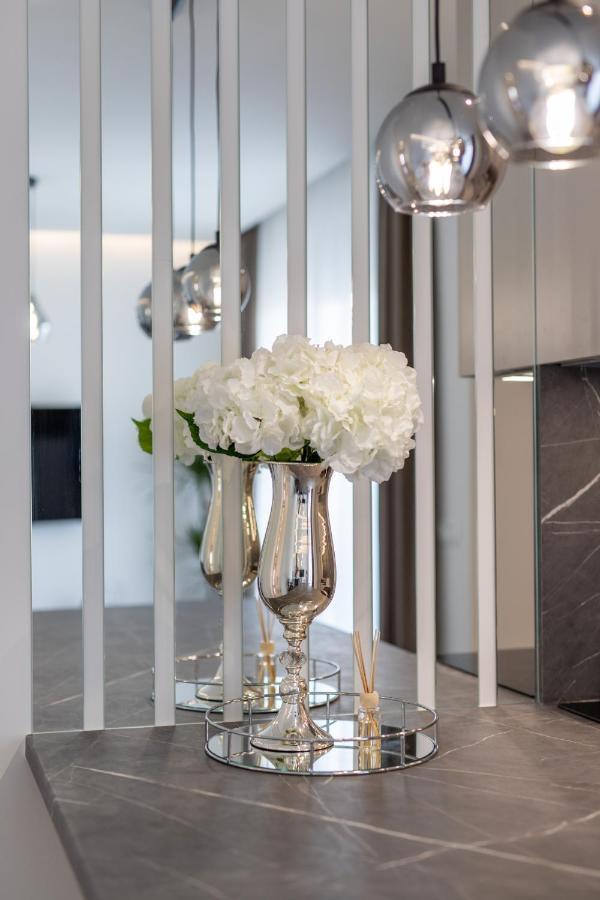 Apartments Taratta 1 Трогир Екстериор снимка