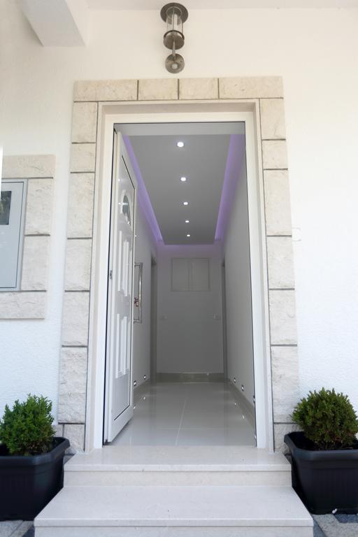 Apartments Taratta 1 Трогир Екстериор снимка