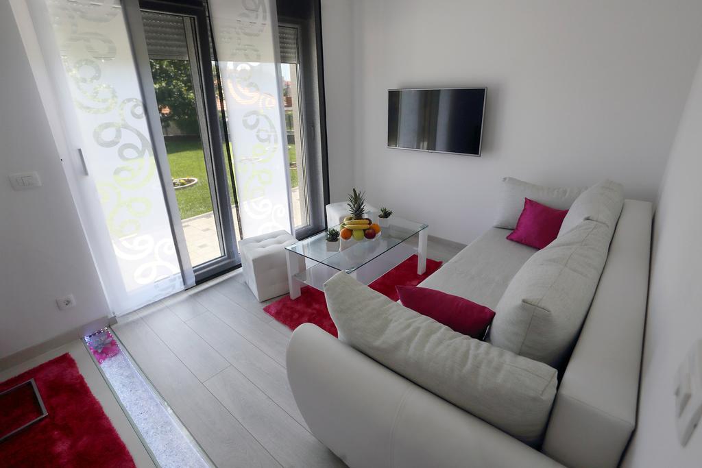 Apartments Taratta 1 Трогир Екстериор снимка