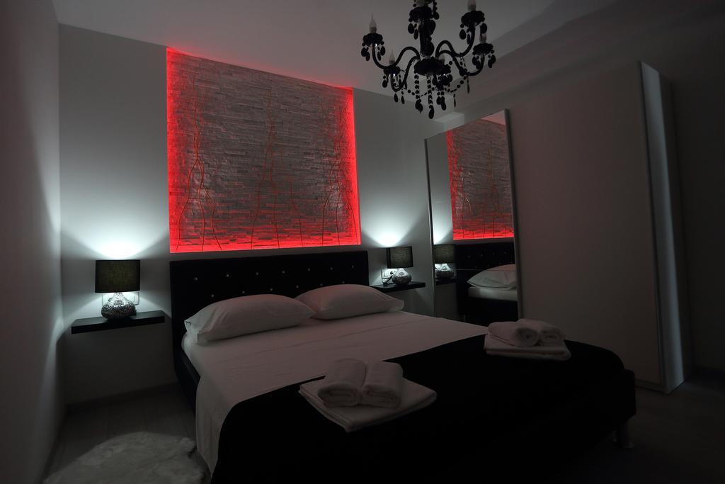 Apartments Taratta 1 Трогир Екстериор снимка